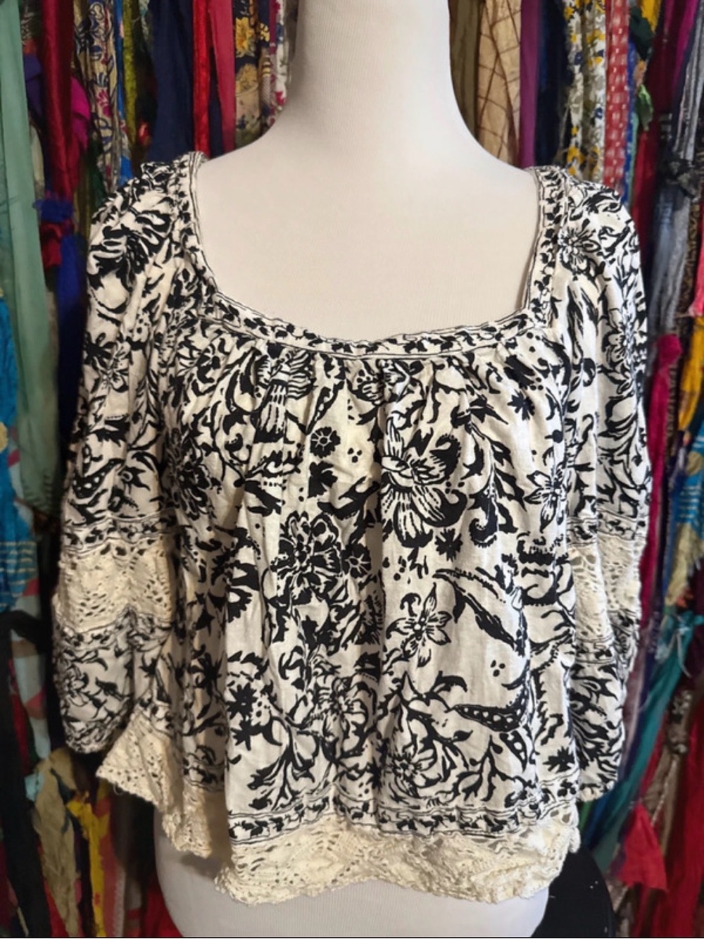 Christian Siriano Black and Cream Floral Peasant Blouse